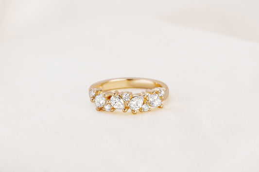 Grace Pear and Round Alternating Diamond Band