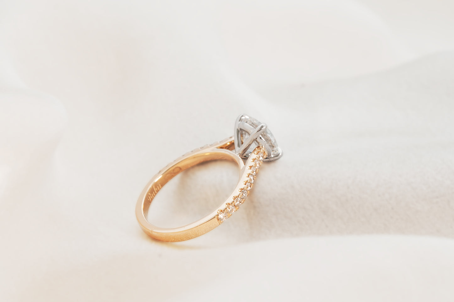 Round Brilliant Diamond Two-Tone Cathedral Pave Setting
