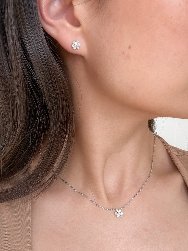 Four Leaf Clover Marquise Necklace