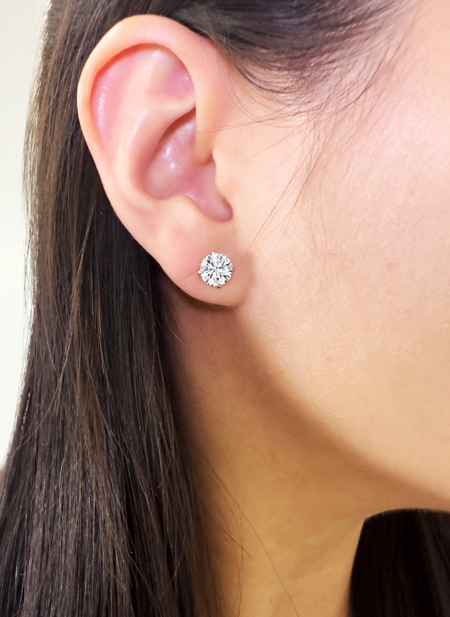 Round Brilliant Diamond Solitaire Stud Earrings - 4 prongs
