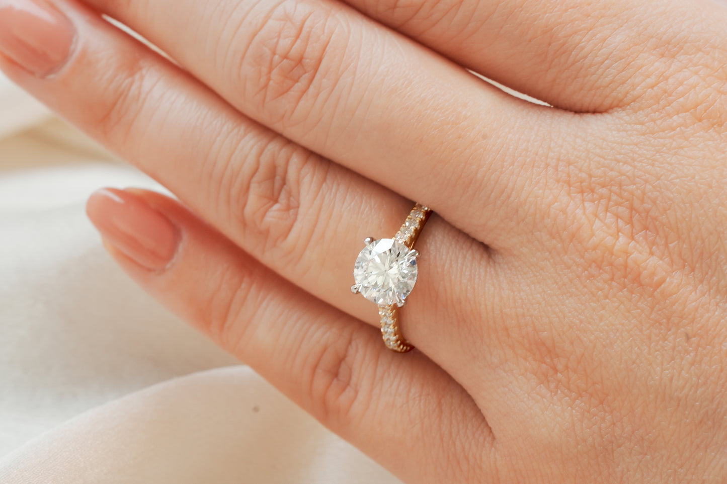 Round Brilliant Diamond Two-Tone Cathedral Pave Setting